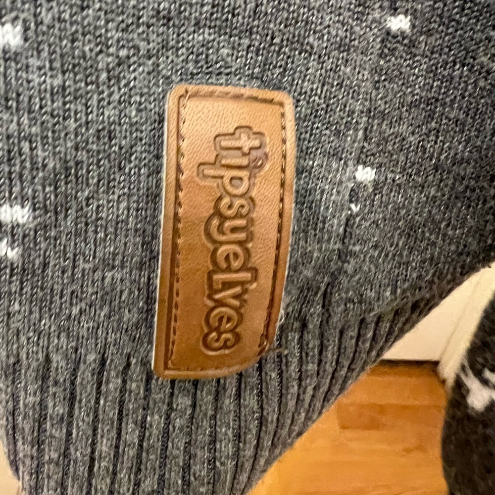Tipsy Elves Gray Sweater with a snowman and snowflakes - Picture 3 of 4